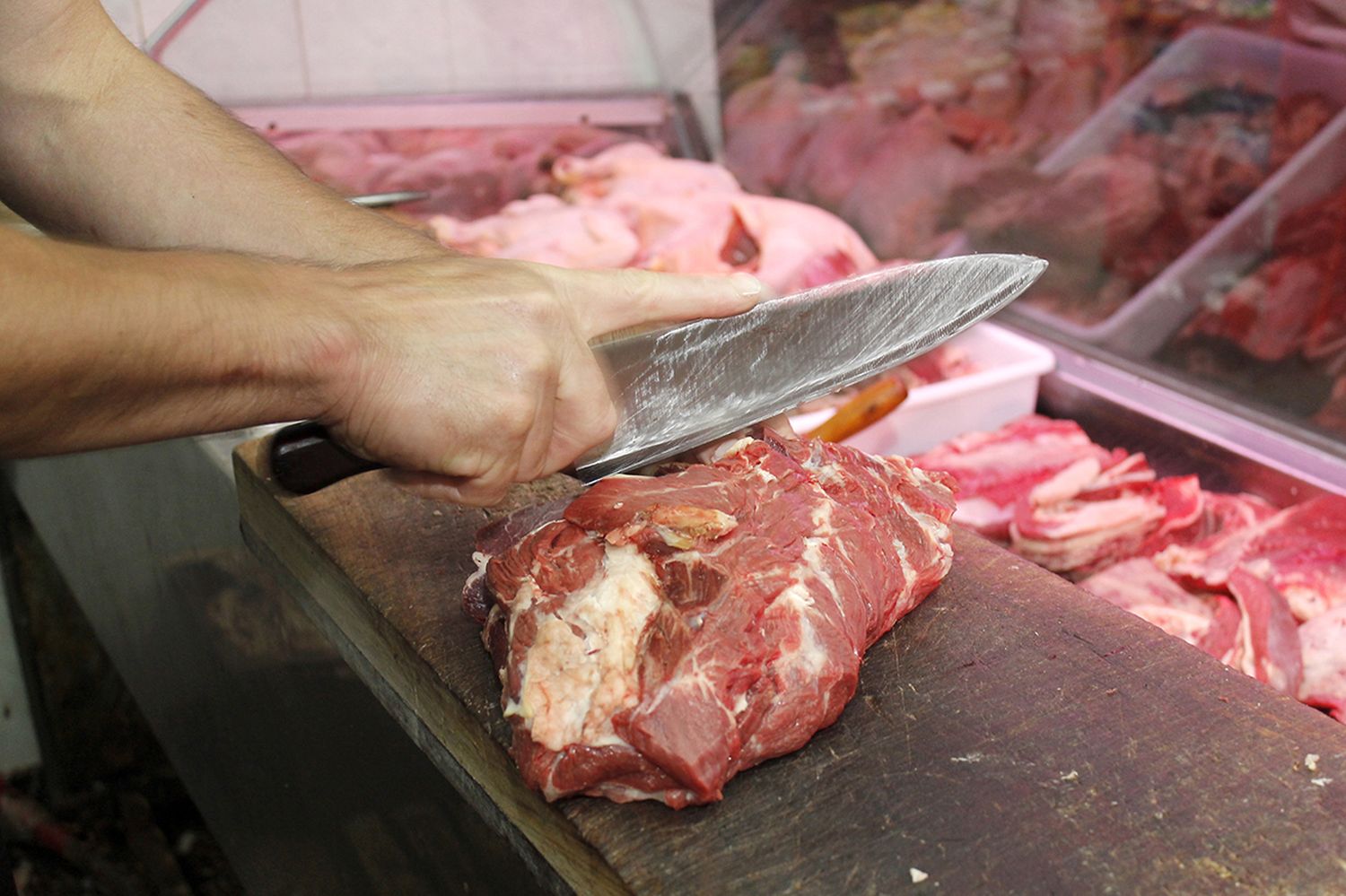 Cautelosos. Los clientes compran menos cantidad y buscan ofertas