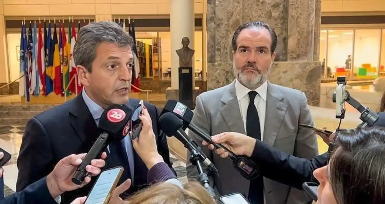 Massa destrabó créditos del BID: llegarán US$ 1.200 millones para reforzar reservas