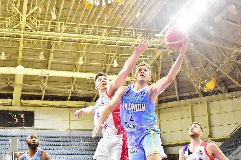 La Unión le ganó a Villa San
Martín en su primer amistoso