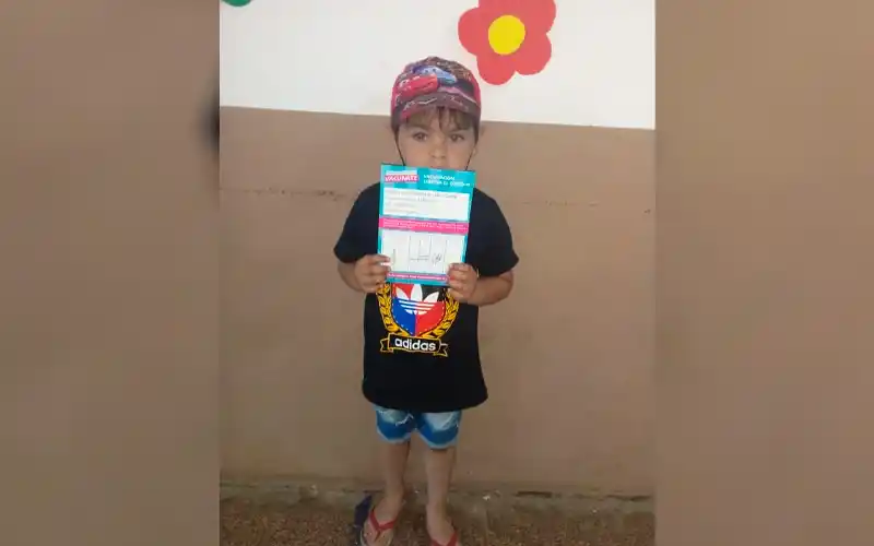 ¡Naim Ramírez se vacunó!