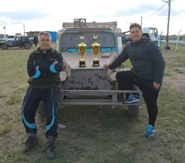 El Equipo Casinghino de Chascomús: Pasión Familiar en el Safari 4×2 Castellense