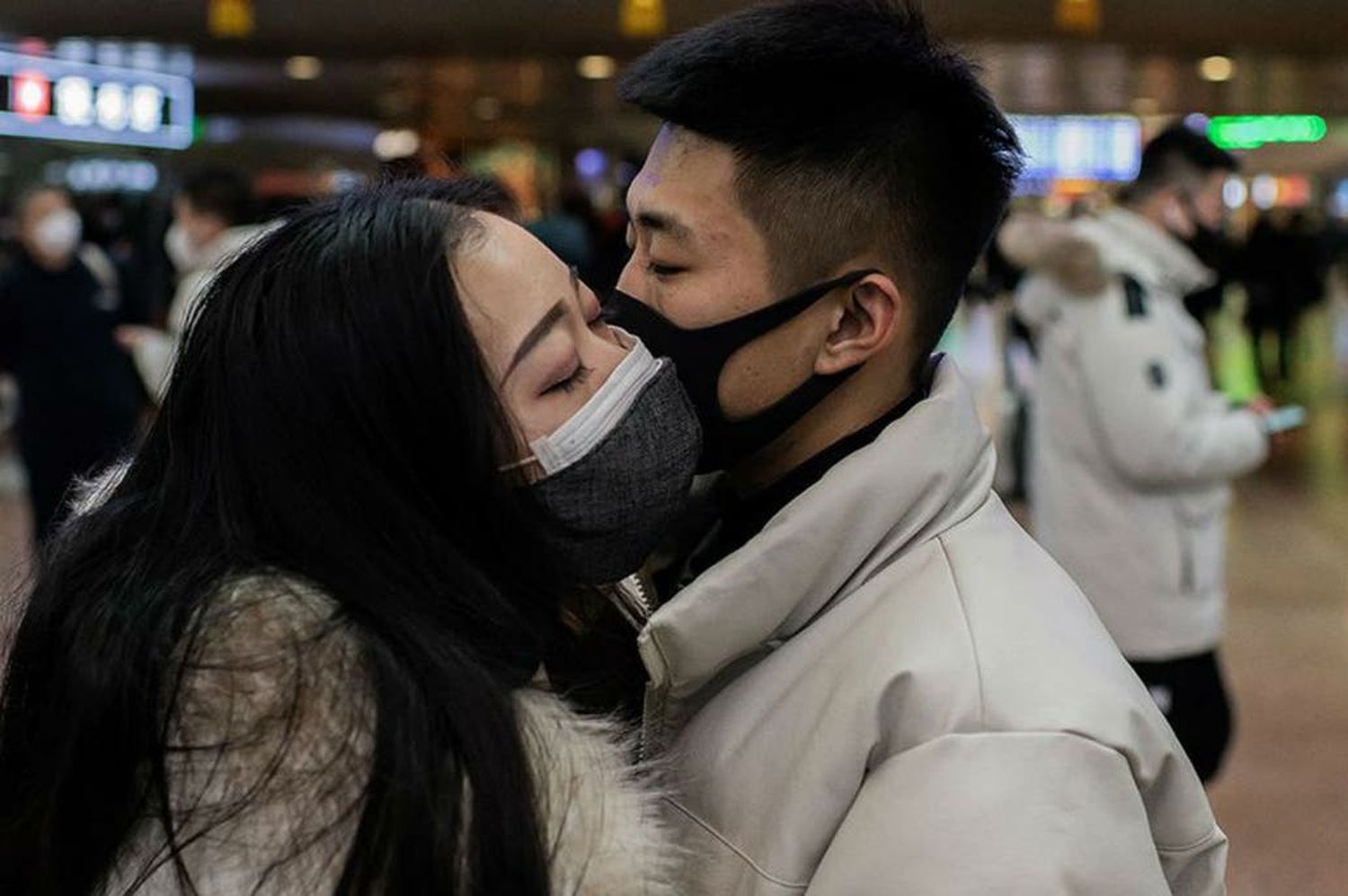 El efecto menos pensado del coronavirus: explotaron los divorcios en China
