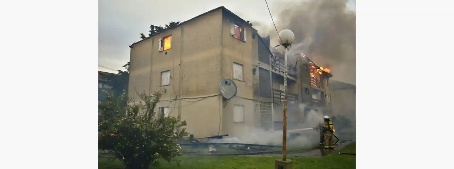 Se incendiaron 4 departamentos en el complejo del SOIP