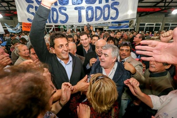 Elecciones 2015: Tras encuentro entre Scioli y Buzzi, Massa viajó a Chubut