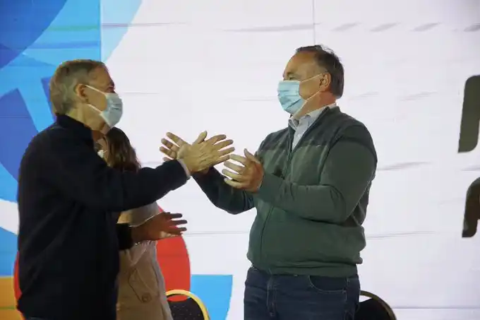 Schiaretti encabezó acto de campaña: "Hacemos por Córdoba garantiza que sigamos en esta senda imparable del progreso"