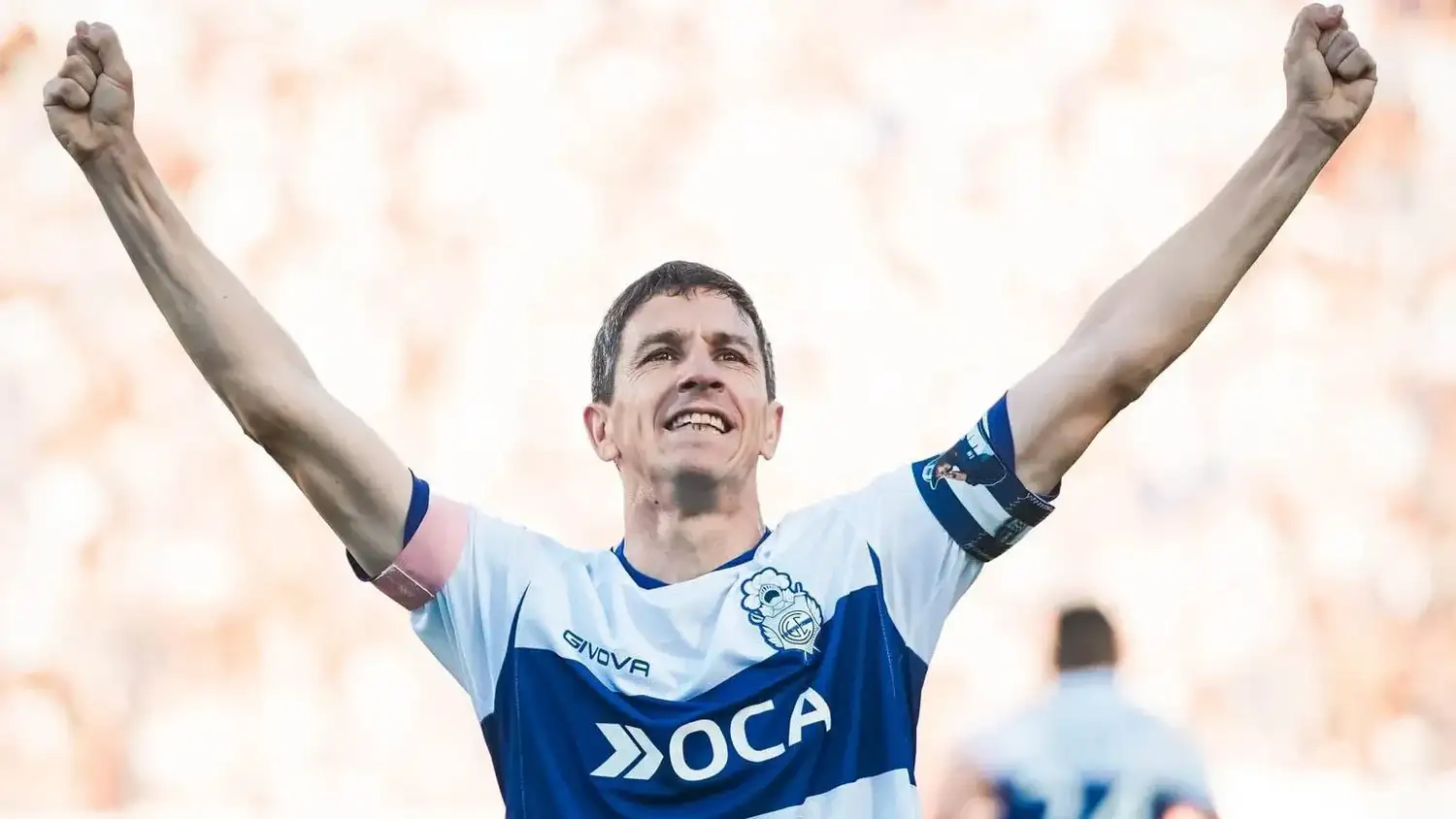 "Nacho" Fernández abrió el marcador en La Plata.