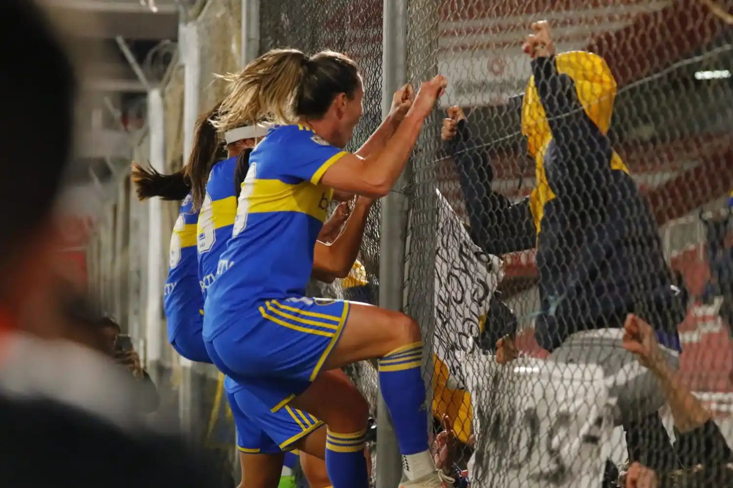 Huber celebró otro título con Boca