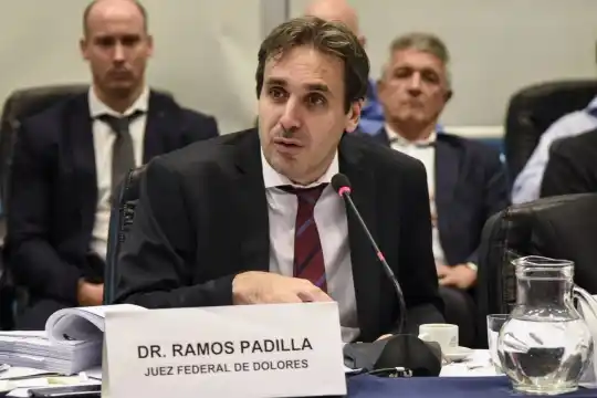 Ramos Padilla notificó a Bonadio y Carrió de las imputaciones en su contra