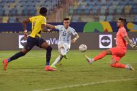 Argentina encontró la efectividad y es semifinalista