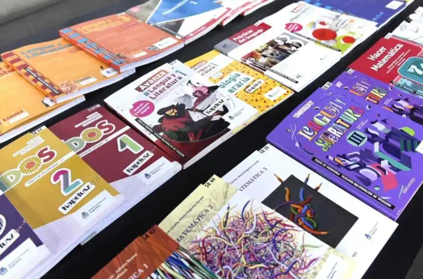 El Gobierno nacional canceló la compra de 14 millones de libros destinados a escuelas y jardines de infantes