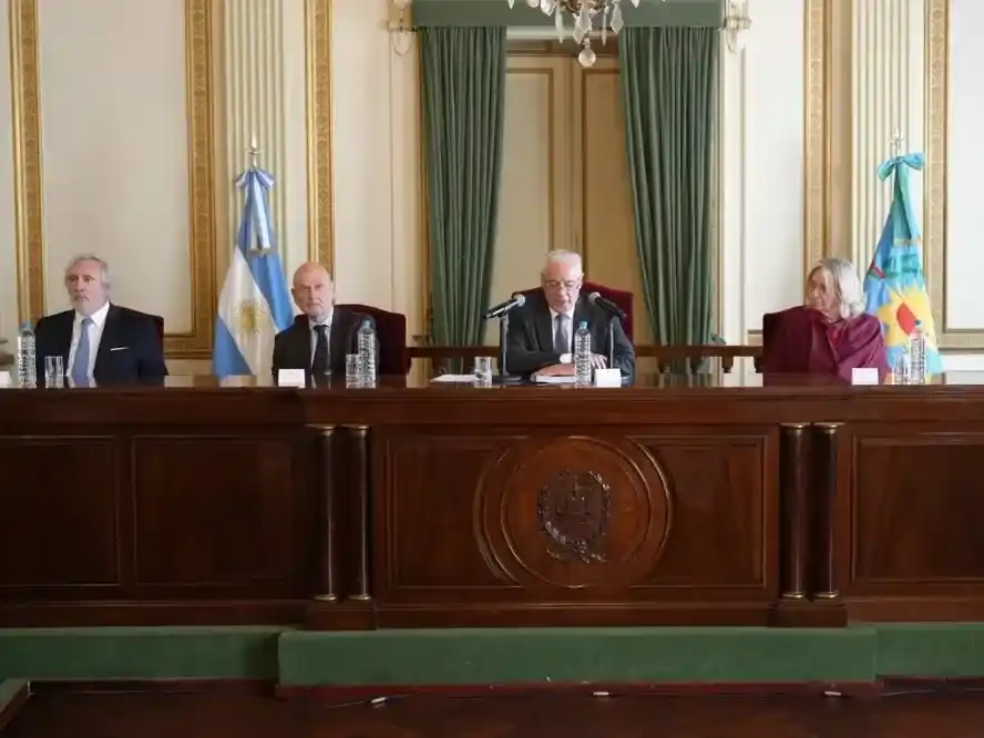 Según se indicó, todavía quedan más de 200 cargos vacantes en el sistema judicial bonaerense, pese a que durante 2025 se concretaron más de 400 designaciones.