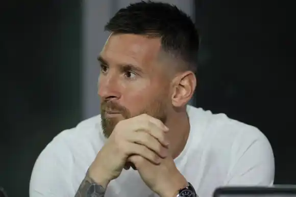 Barcelona le hizo una propuesta a Lionel Messi para que vuelva al club