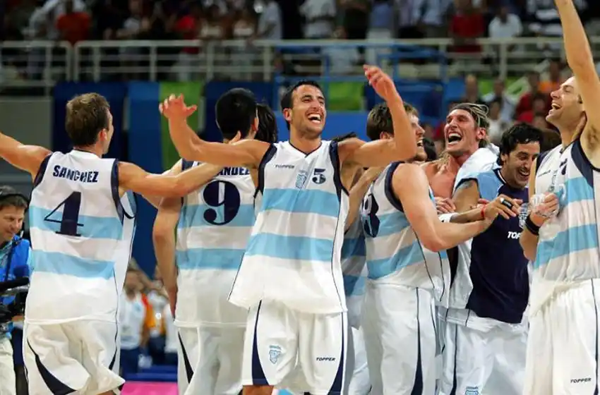 Cumple años la pirueta que Ginóbili inmortalizó