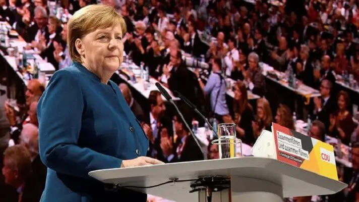 ¡ÉXITO! Angela Merkel felicitó a Olaf Scholz por su victoria en elecciones alemanas