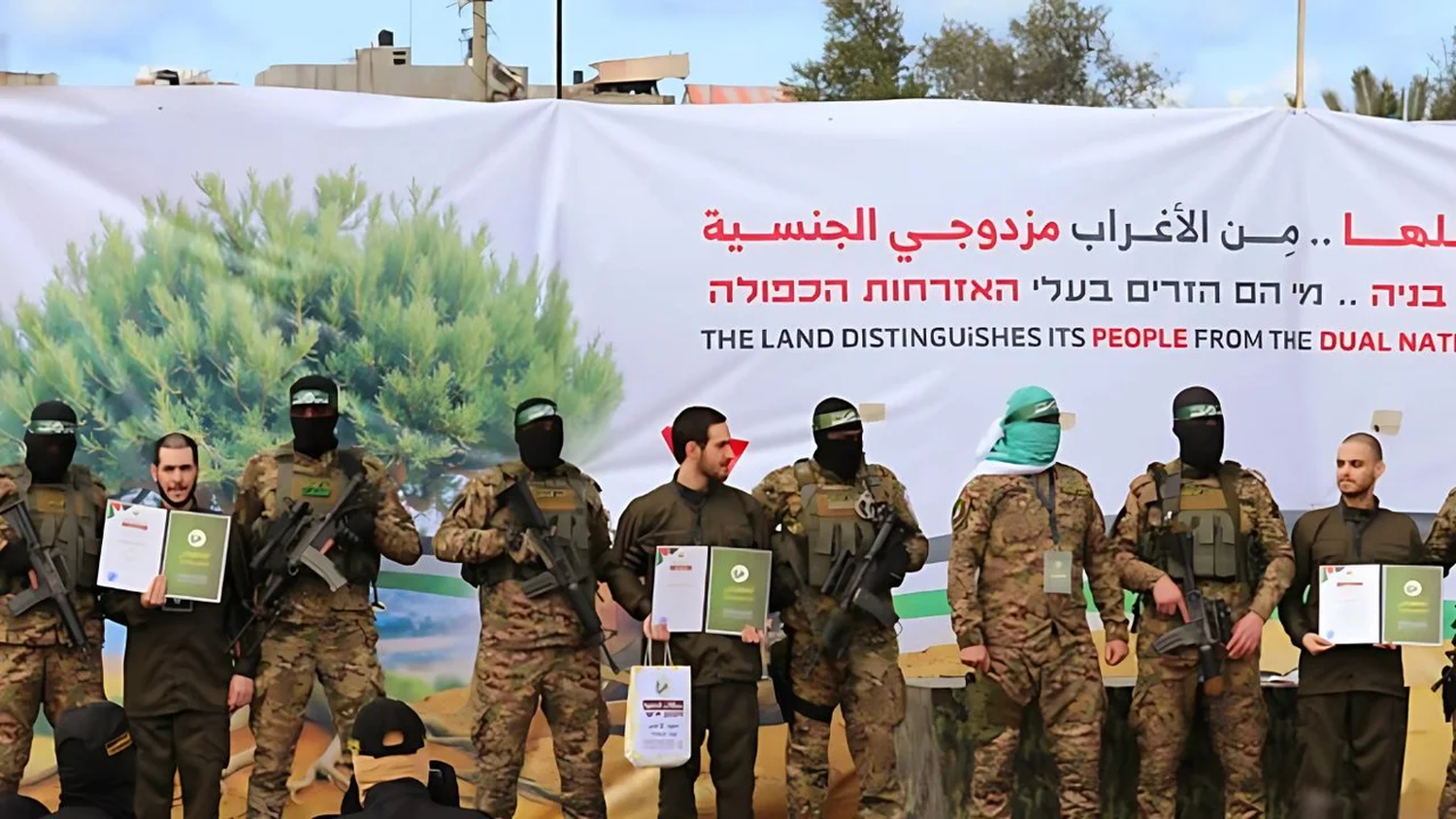 Hamas liberó a los rehenes Eliya Cohen, Omer Shem Tov y Omer Wenkrat