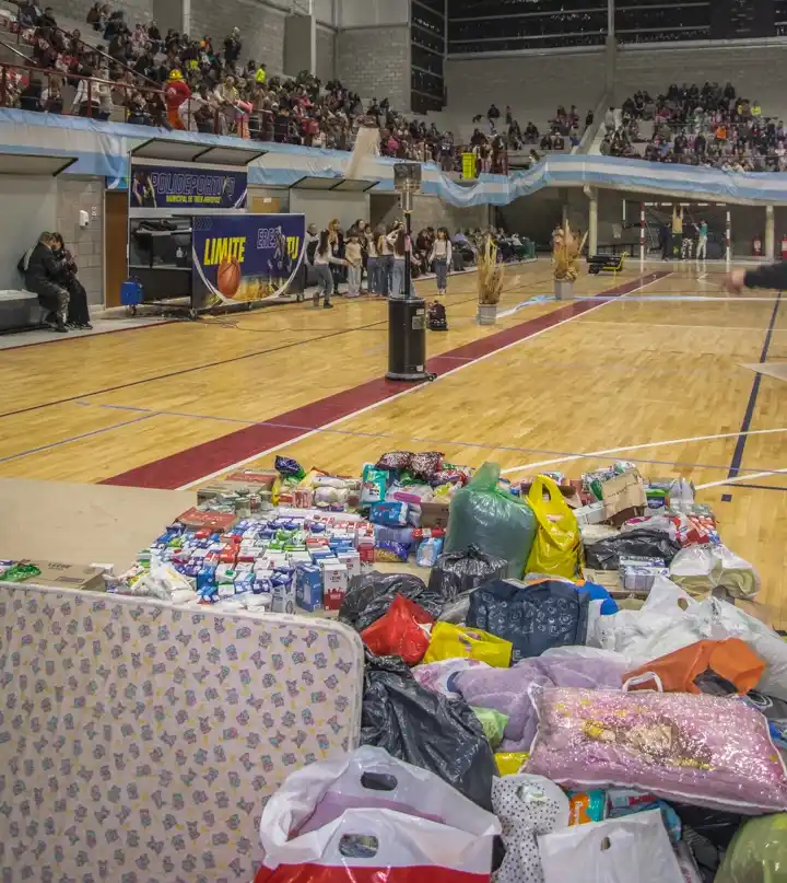 Misión (solidaria) cumplida: el festival recaudó 550 mil pesos y 1500 litros de leche