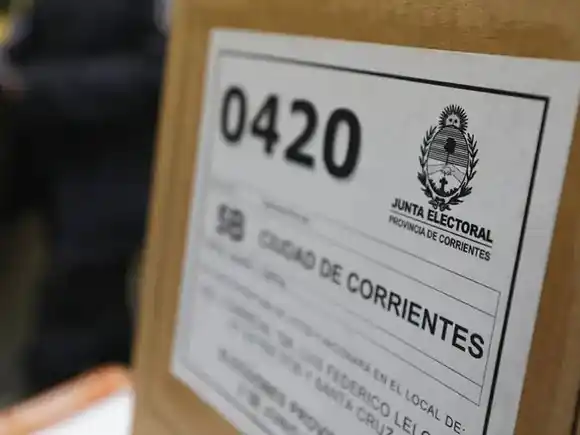 Corrientes comienza una jornada electoral para elegir gobernador