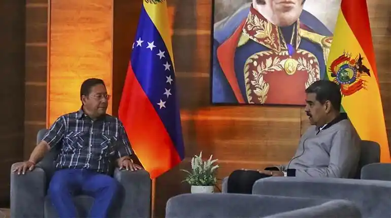 NICOLÁS MADURO recibe felicitaciones de sus aliados de varios países