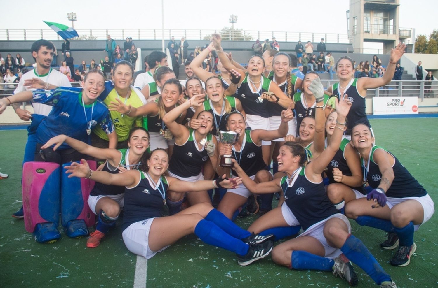 Hockey local: el IAE Club y el Náutico se coronaron campeones del Regional de Clubes "A"