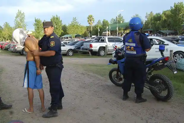 Intenso fin de semana para la Policía con la llegada de los turistas