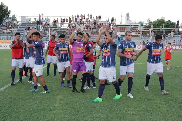 Con bajas importantes, Juventud busca sumar ante Almagro 