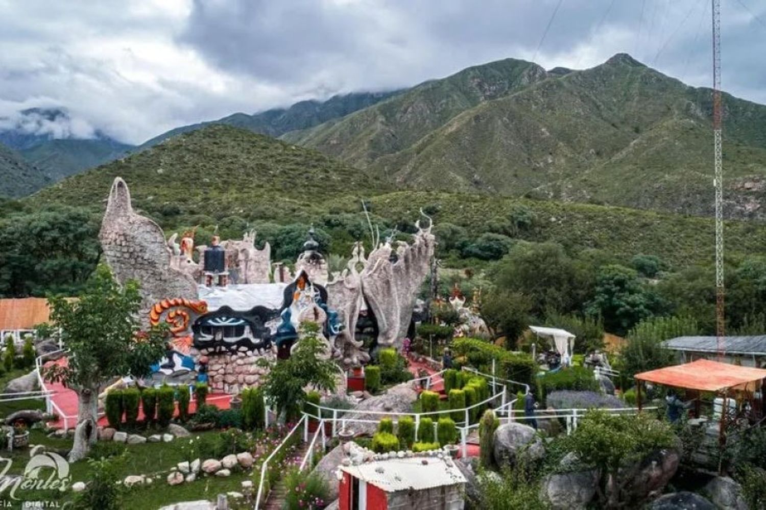 Argentina: El curioso castillo inspirado en la obra de Gaudí