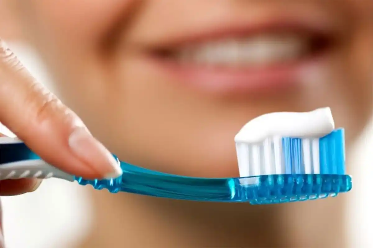 Alerta por pasta dental prohibida: Colgate ofrece cambiar el producto a quienes lo compraron