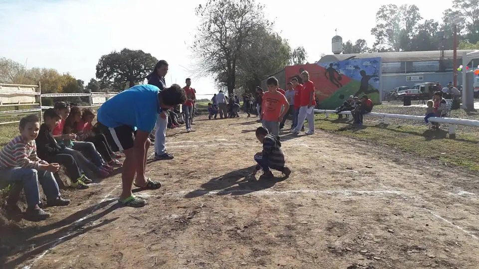 Ángel Gallardo celebró el 1º Campeonato Local de Bolitas