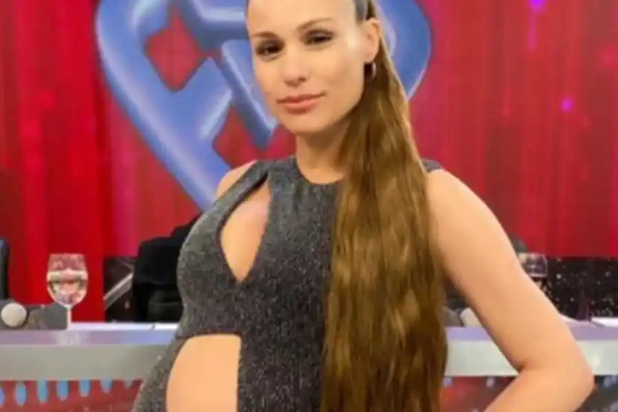 La mejor amiga de Pampita la mandó al frente: "Va a tener otro bebé…"