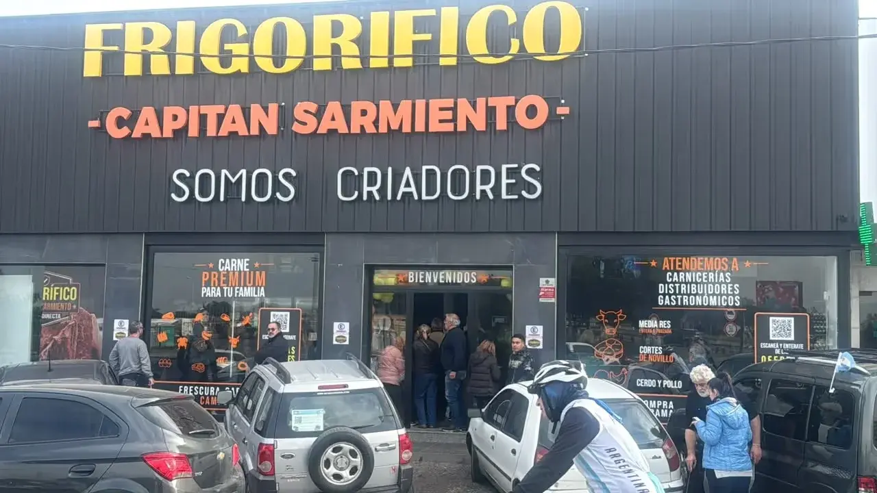 En Ituzaingó hay un frigorífico que vende todos los cortes a $12.500 y hasta el intendente lo celebró: "Felicitaciones"