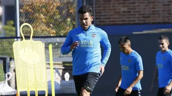 Se lesionó Tevez y podría perderse dos partidos