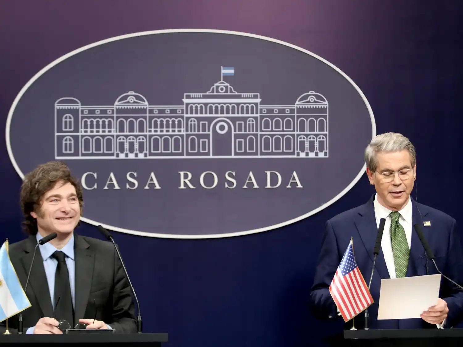 Estados Unidos podría brindar una asistencia financiera directa para Argentina en caso de un shock externo