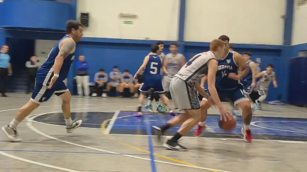 Rivadavia y Villa del Parque abren las semifinales en el Piso de Deportes