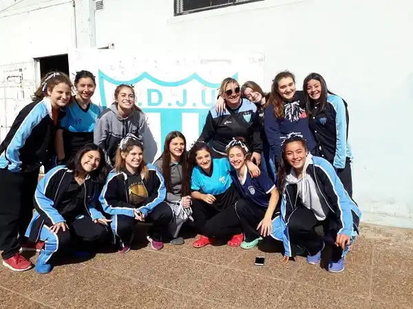 Juventud Unida va por el campeonato de básquet femenino  en U-17