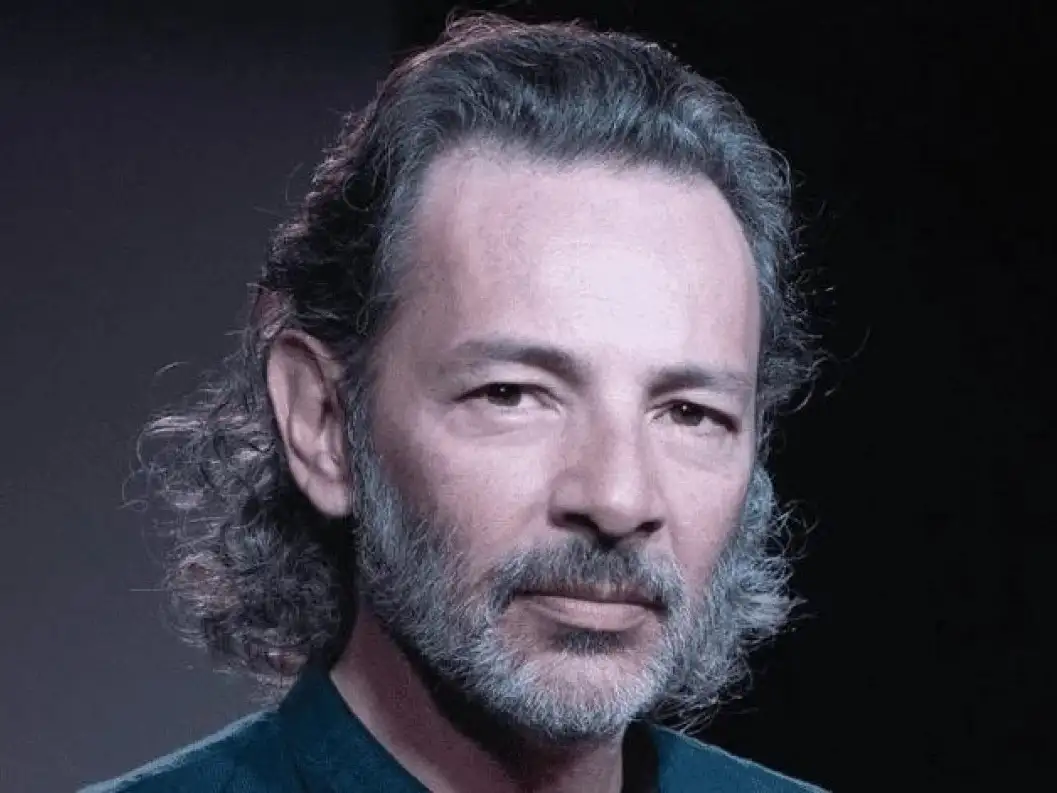 El actor Fabián Vena se presentará en Tandil.