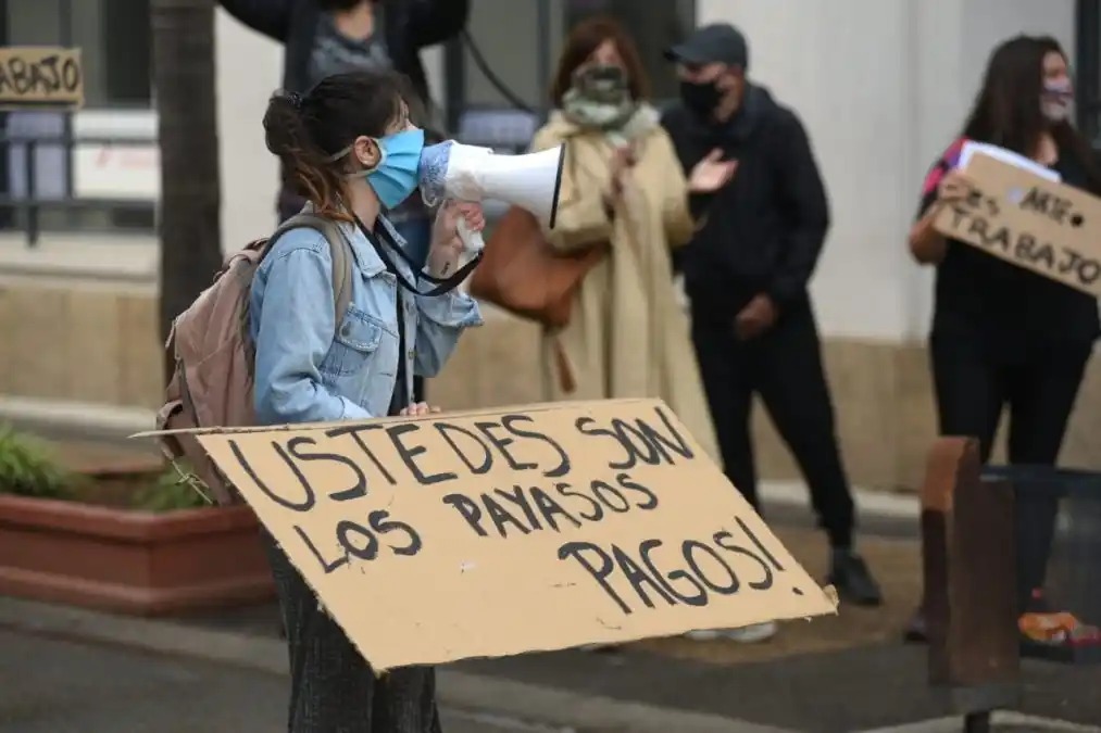 El polémico voluntariado que lanzó el municipio generó la movilización y la unidad de los trabajadores de la cultura local.