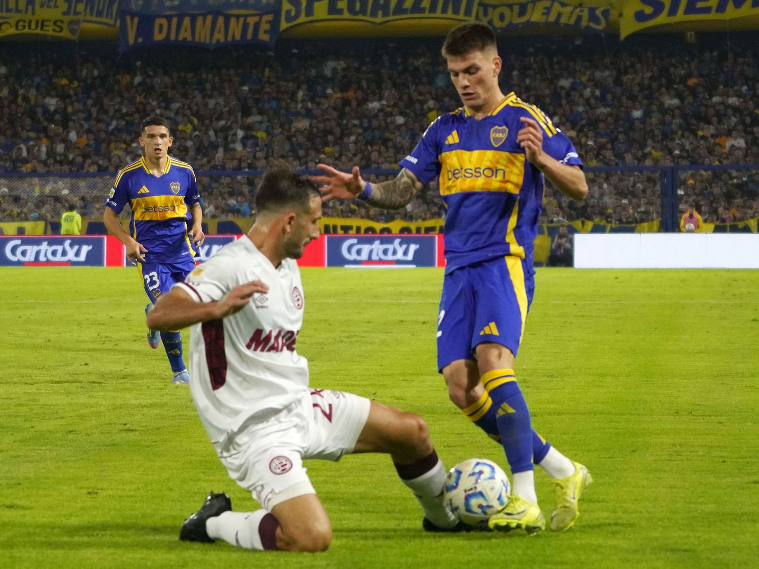 Boca sufrió hasta los penales para pasar a cuartos