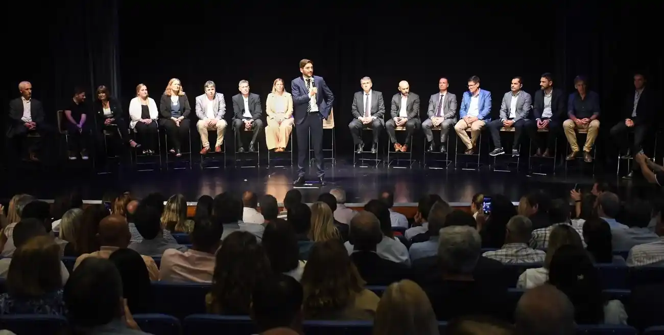 La primera reunión interministerial se realizó durante 2023 en el teatro Luz y Fuerza. Crédito: Pablo Aguirre