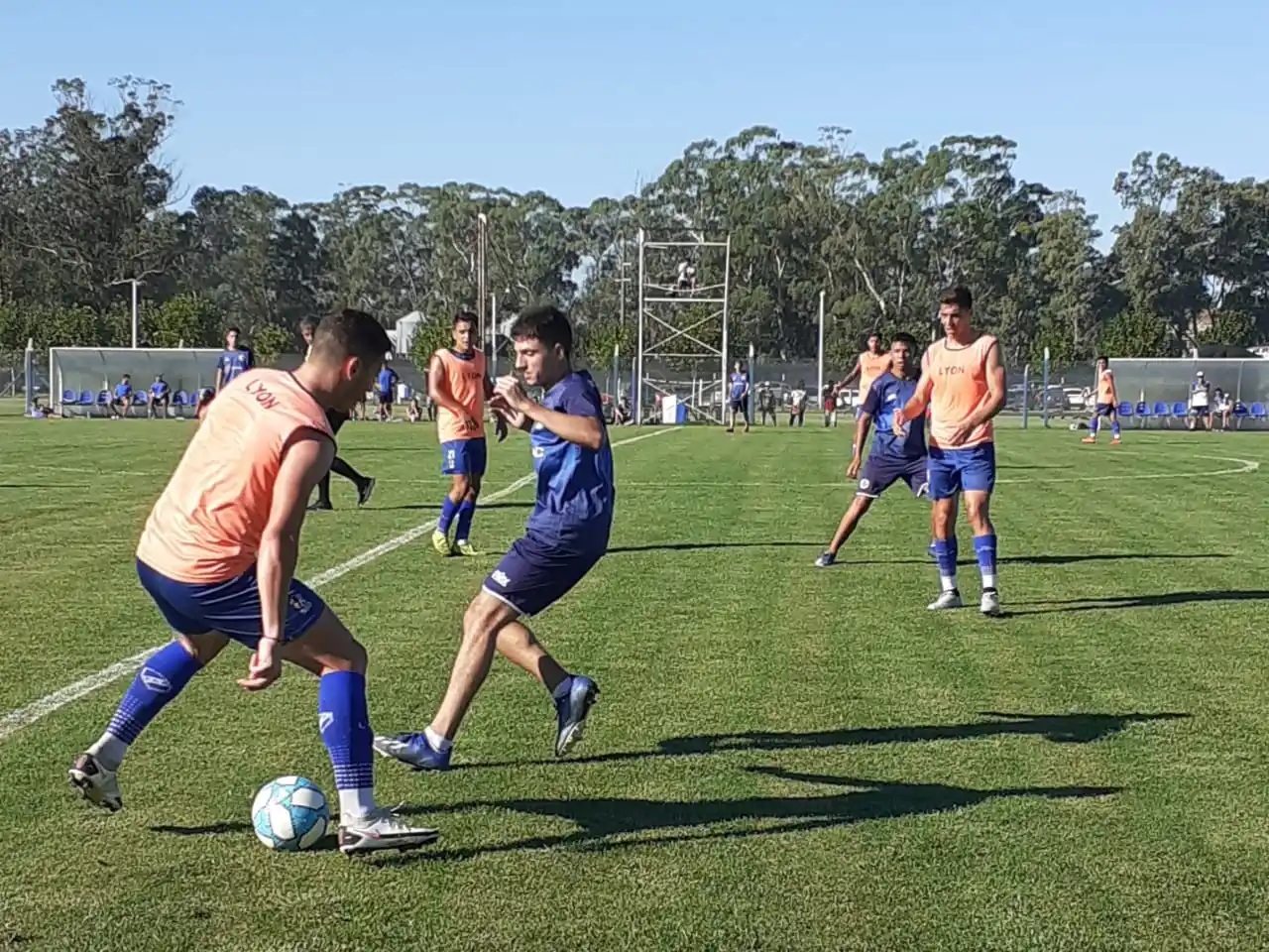 Alvarado sumó fútbol ante Argentinos del Sud