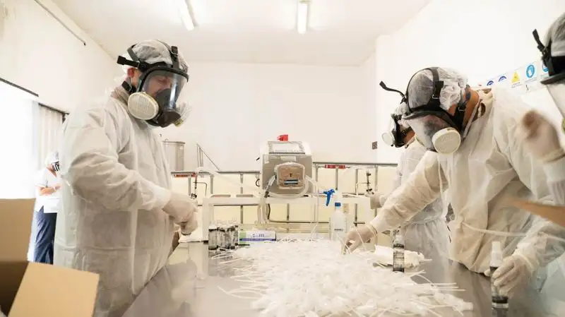 Laformed continúa siendo el apoyo del sistema 
de salud público en una gran crisis económica