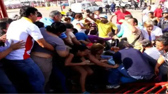 Así fue cómo una venta de pollos terminó en una batalla campal en Machiques