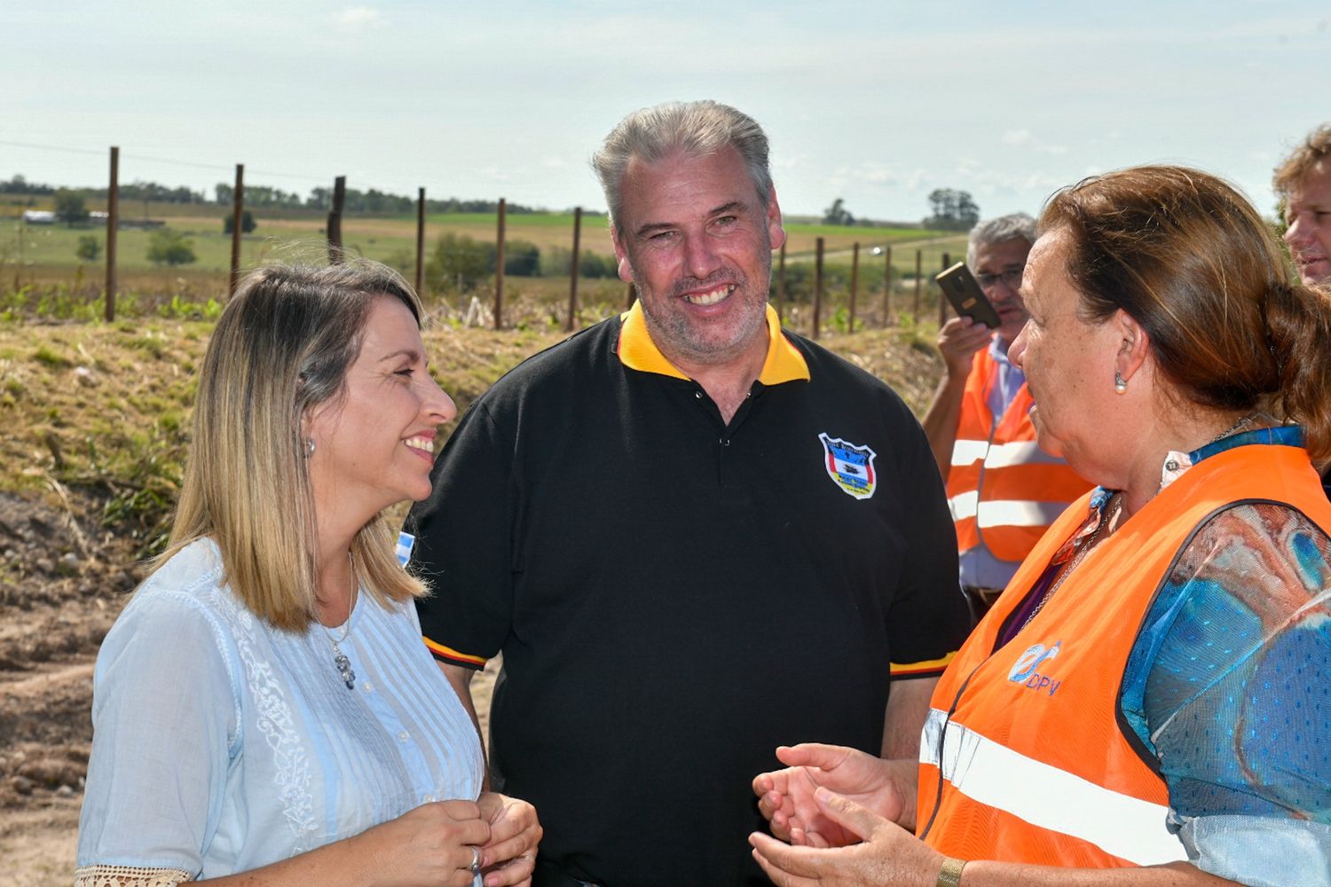 Stratta recorrió la obra del acceso a Aldea Protestante