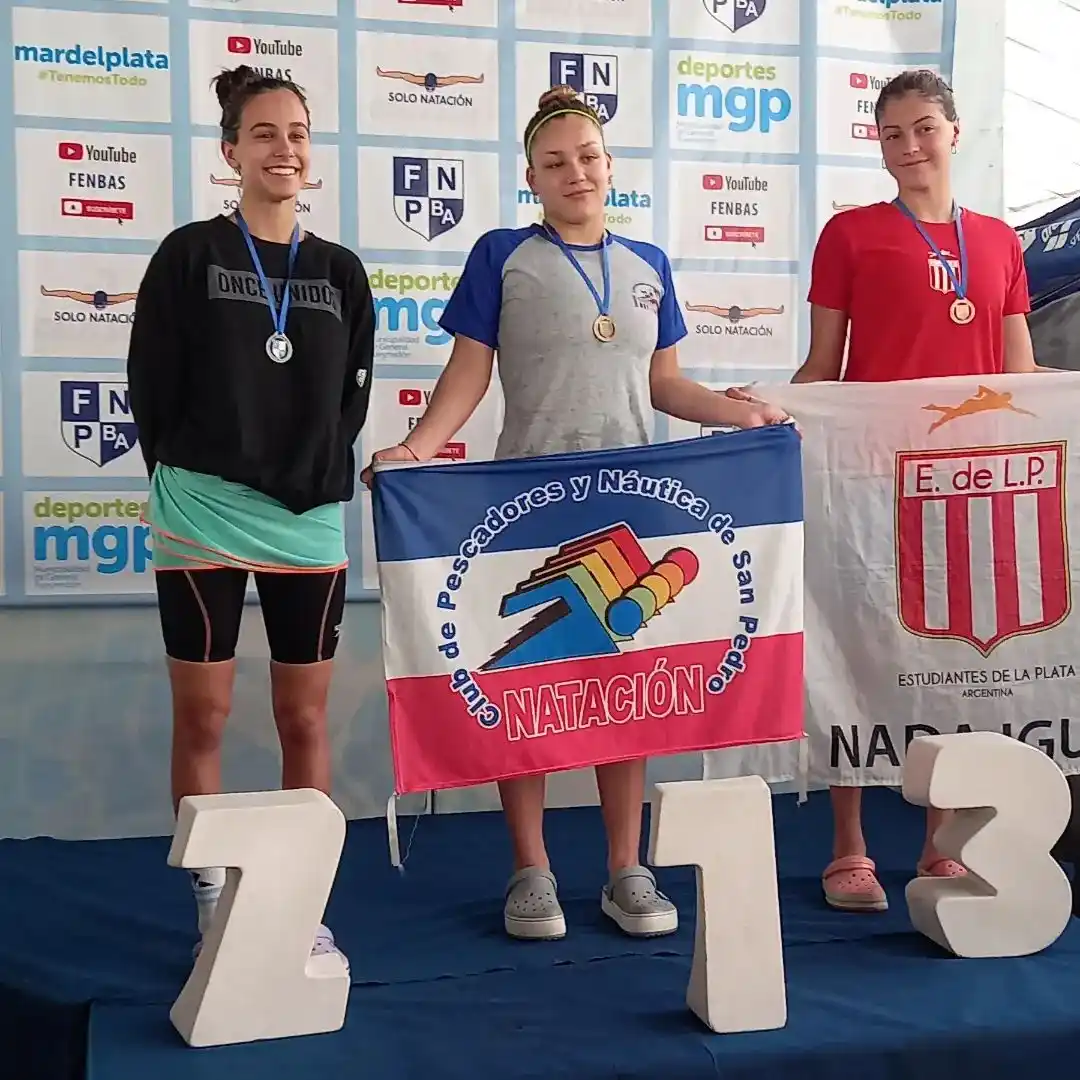 Natación: cuatro medallas para Candela Raviola en el Provincial