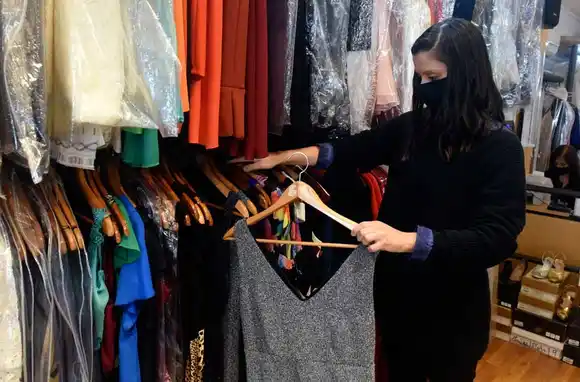 Las ventas minoristas pymes cayeron por segundo mes al hilo en Argentina