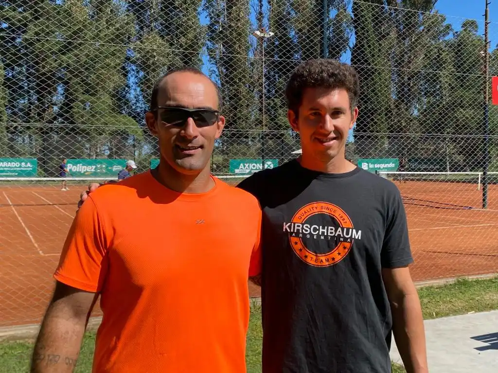 Tenis: tarde de definiciones en el Torneo Aniversario de Cazadores