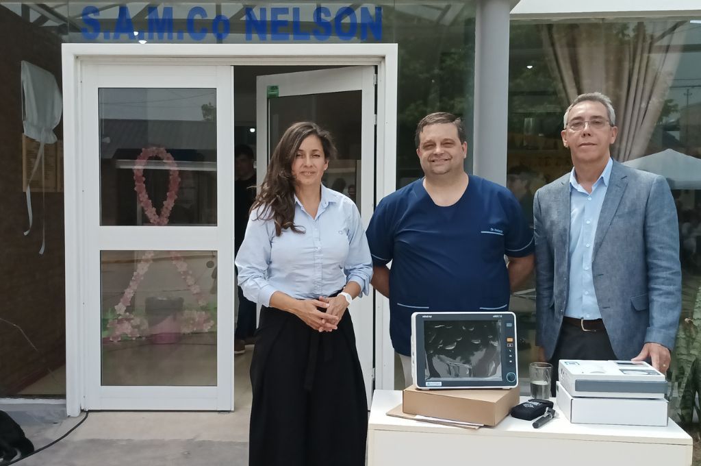 La provincia de Santa Fe entregó equipamiento en el aniversario del SAMCo de Nelson