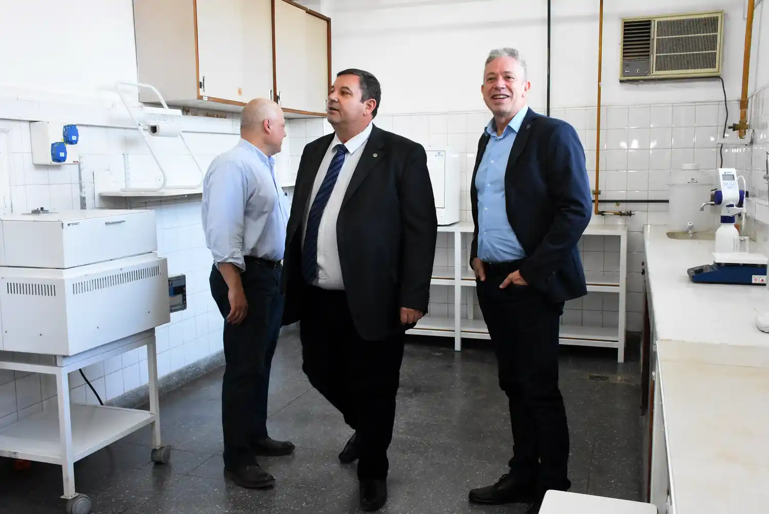 La UNL inauguró un laboratorio para nuevos materiales