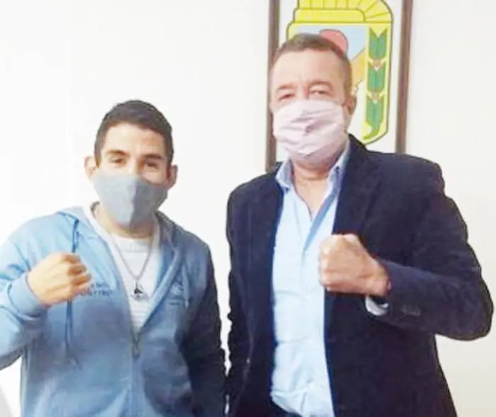Leandro �SMusculito⬝ Blanc  y un gran apoyo de cara  a la pelea más importante  en su carrera deportiva