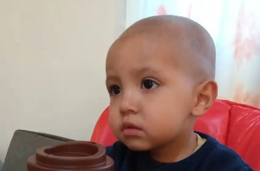 Gracias a la solidaridad de la gente, Benjamín pudo realizar sus tratamientos