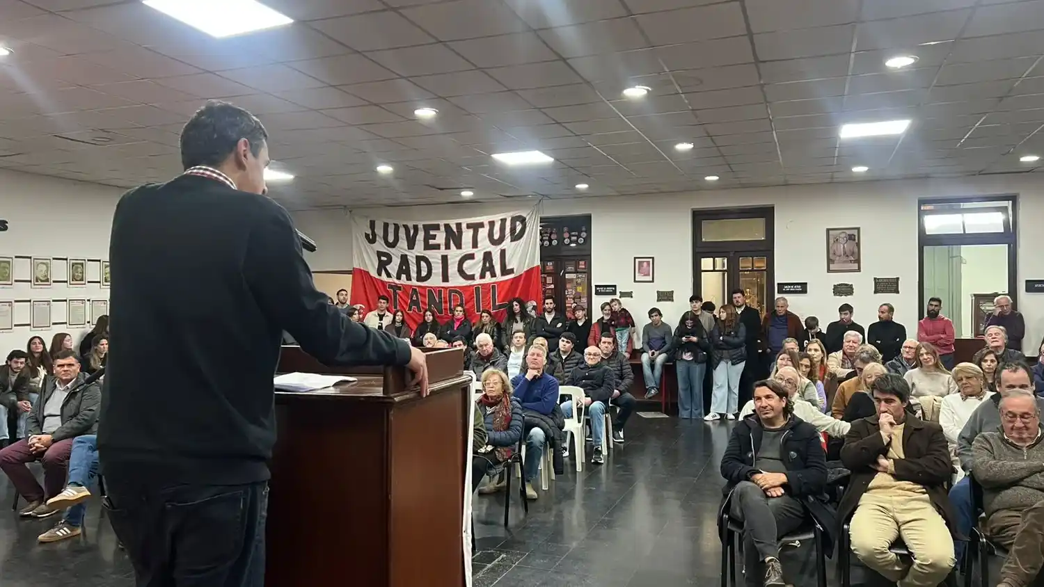 Miguel Lunghi (h), volvió a asumir al frente de la UCR local.